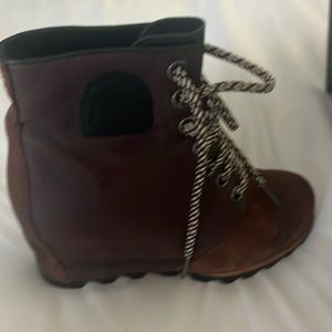 Beautiful Sorel Wedges